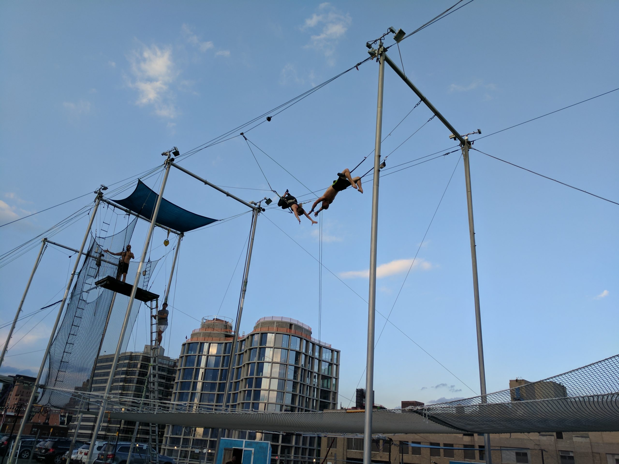 Trapeze class in New York City - Laura Peruchi | NYC