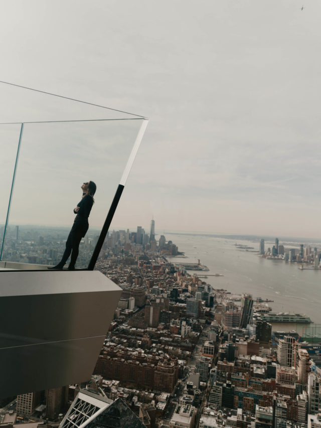 A woman at Edge, the observation deck in NYC